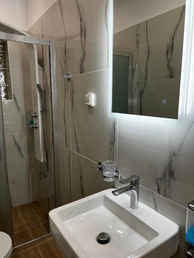 Atlantis Apartments Artemida  Dış mekan fotoğraf