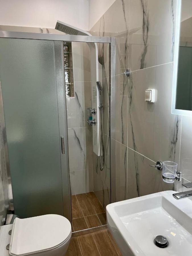 Atlantis Apartments Artemida  Dış mekan fotoğraf